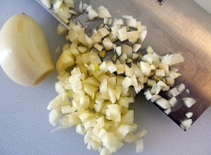 Mincing garlic